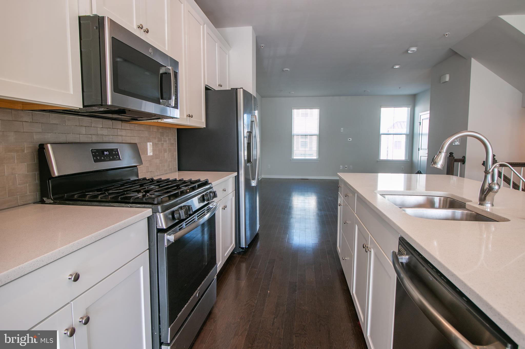 308 BLUE WELSH STREET