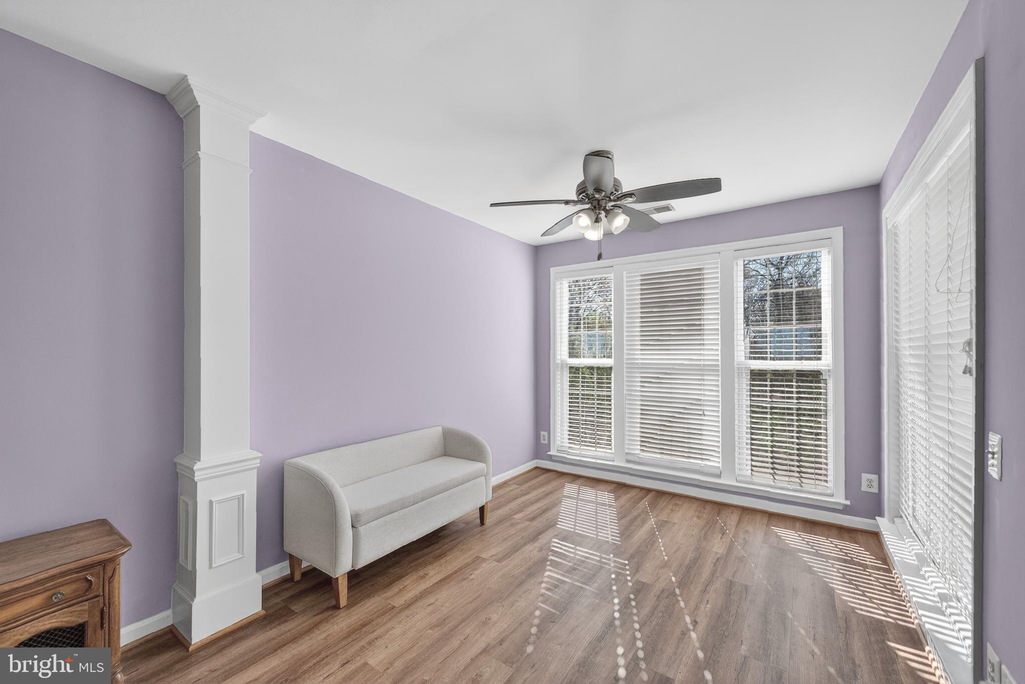 LOUDOUN PARKWAY CENTER - Residential