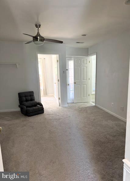 LOUDOUN PARKWAY CENTER - Residential