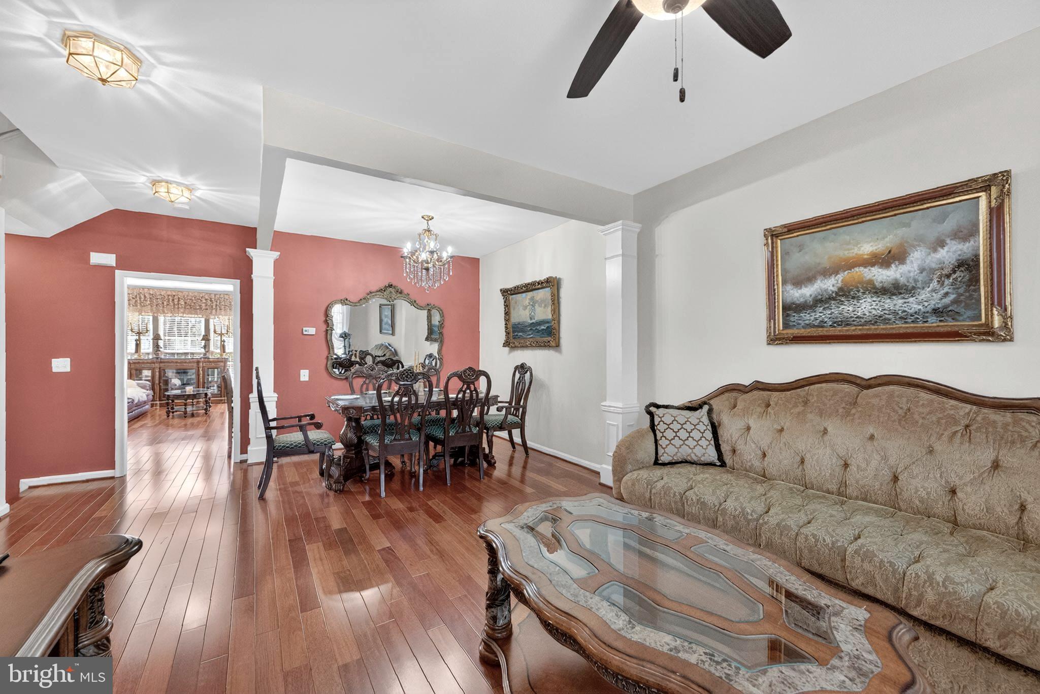 LOUDOUN PARKWAY CENTER - Residential