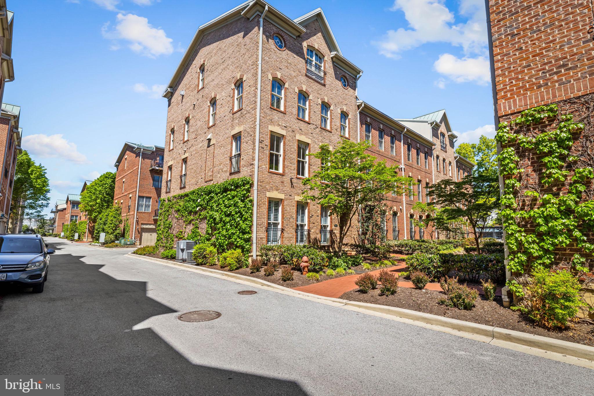 NORTH SHORE - Residential