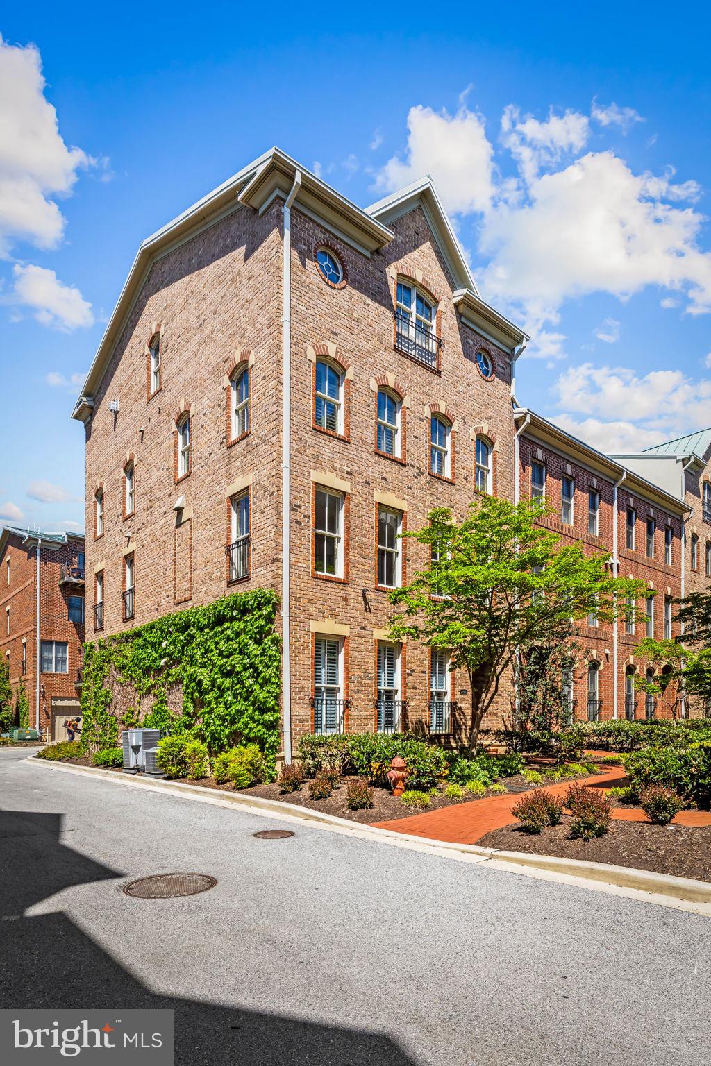 NORTH SHORE - Residential