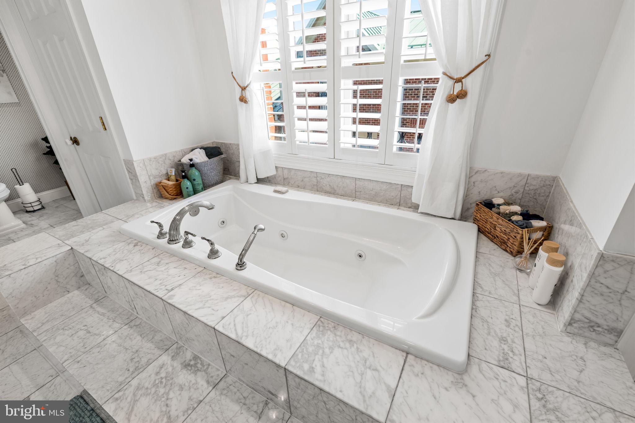 NORTH SHORE - Residential