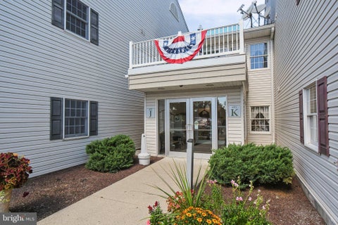 Townhouse For Sale - 2461 E High Street #LI<br/> POTTSTOWN, PA 19464