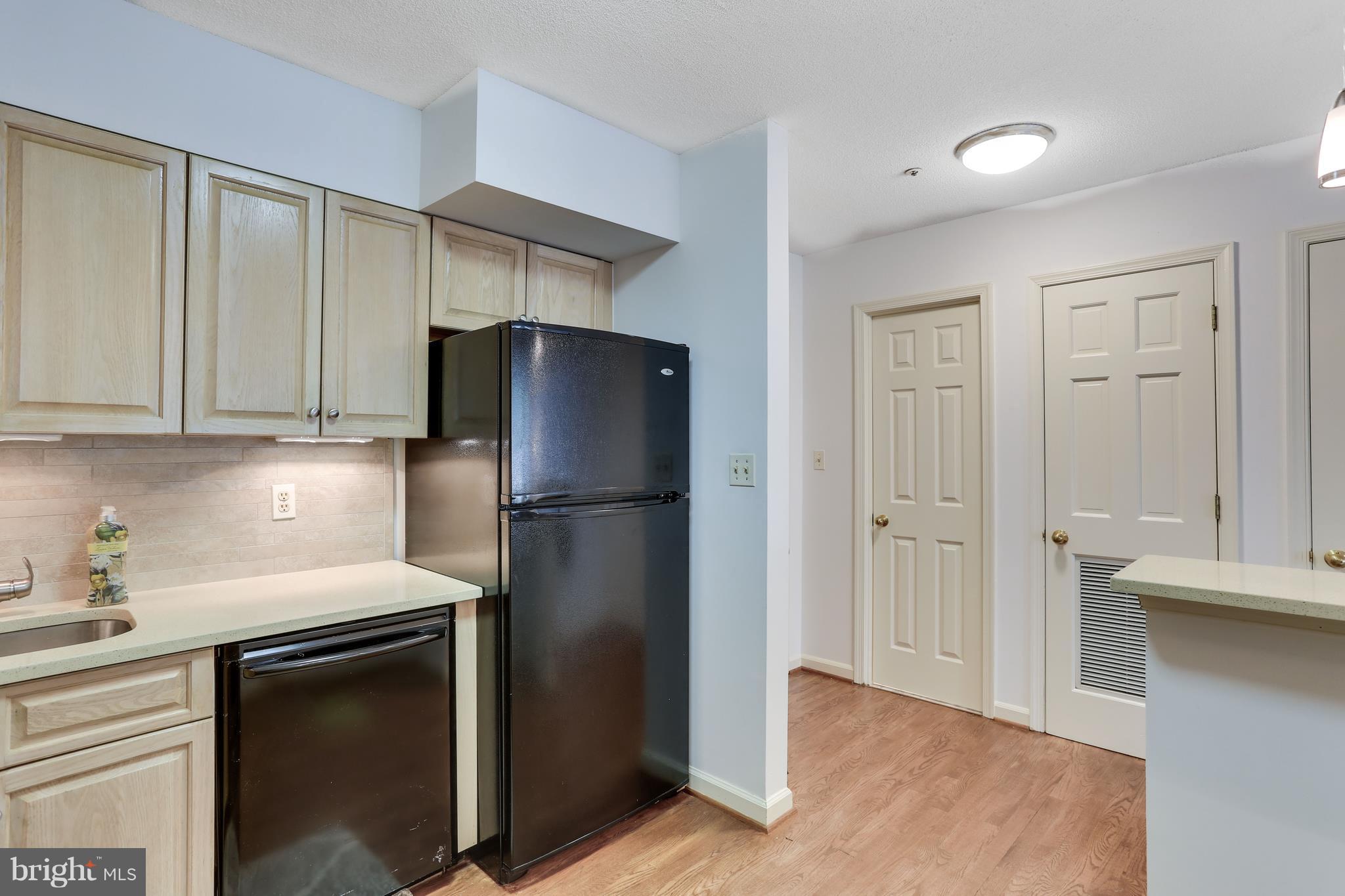 MADISON PARK CONDOMINIUMS - Residential