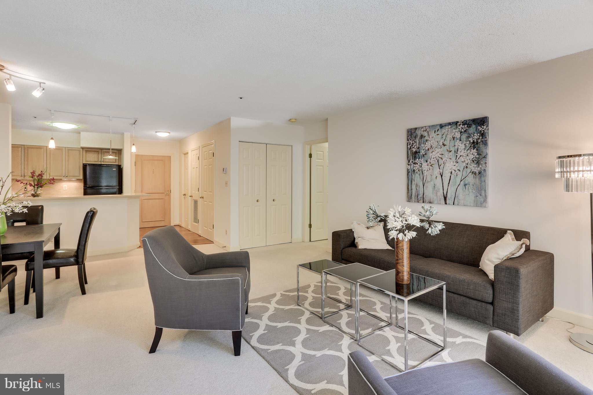 MADISON PARK CONDOMINIUMS - Residential