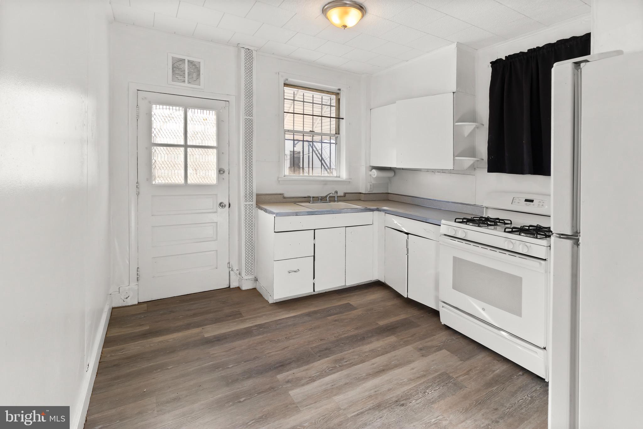 ROSEMONT - Residential