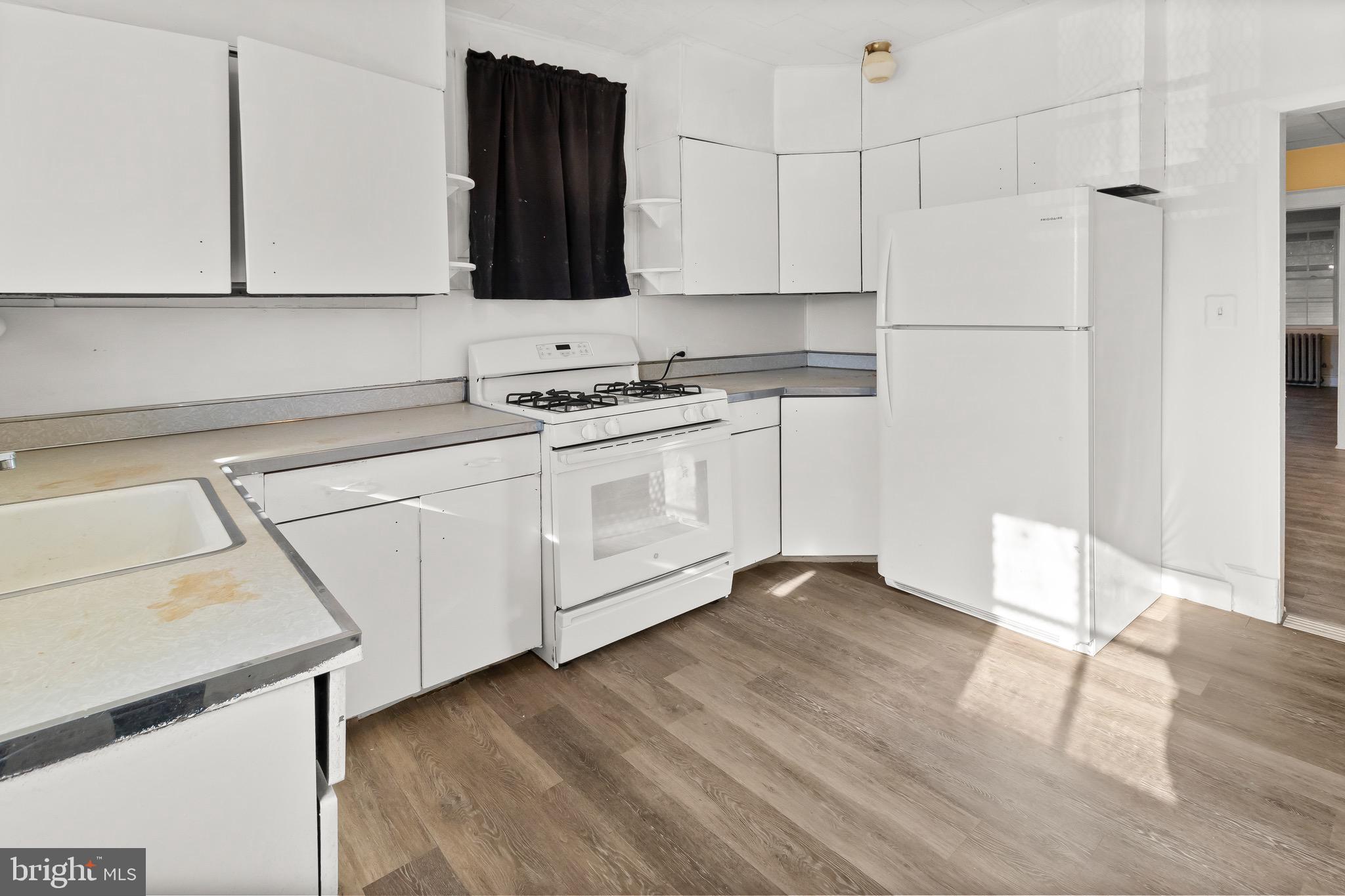 ROSEMONT - Residential