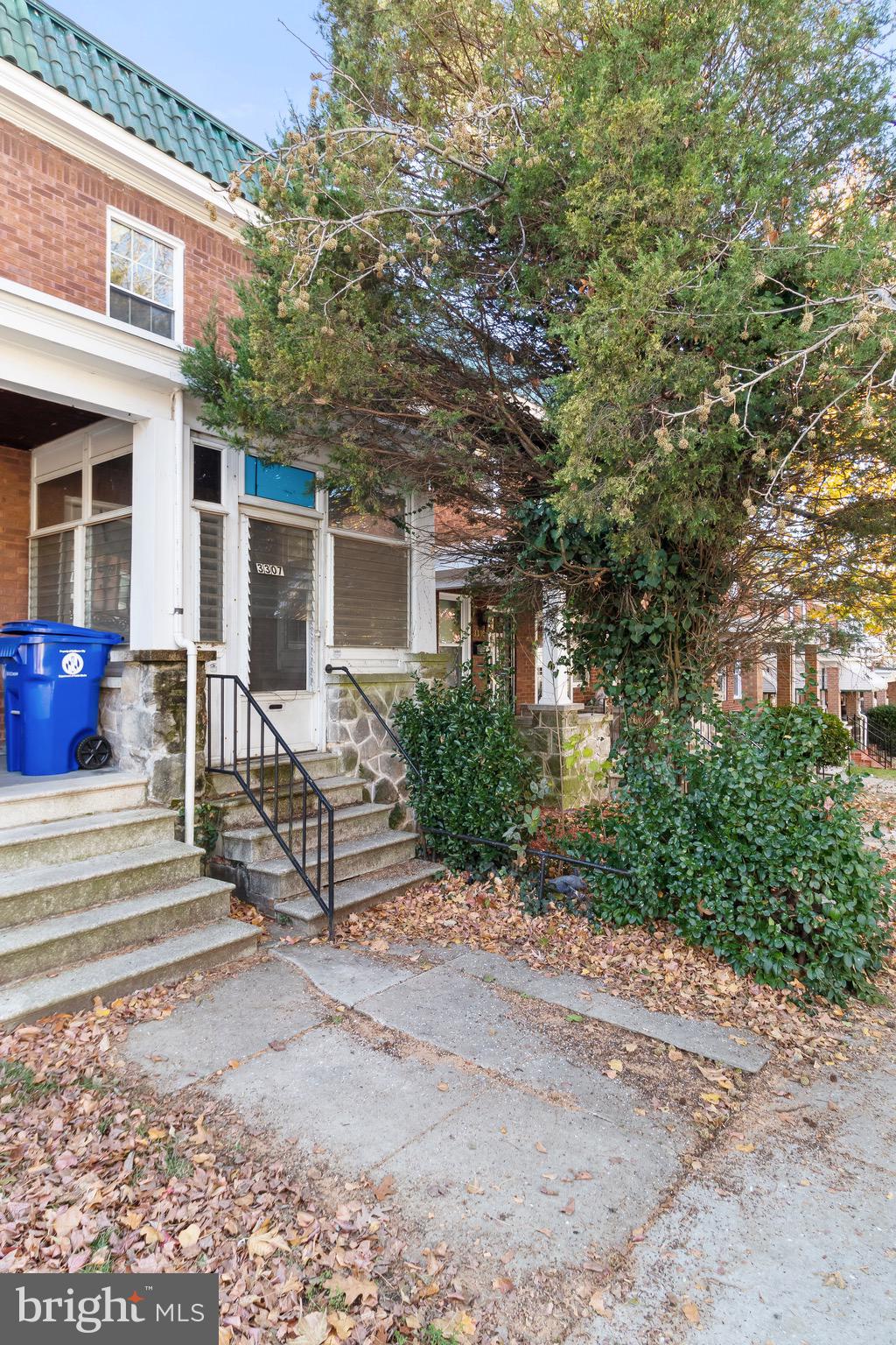 ROSEMONT - Residential