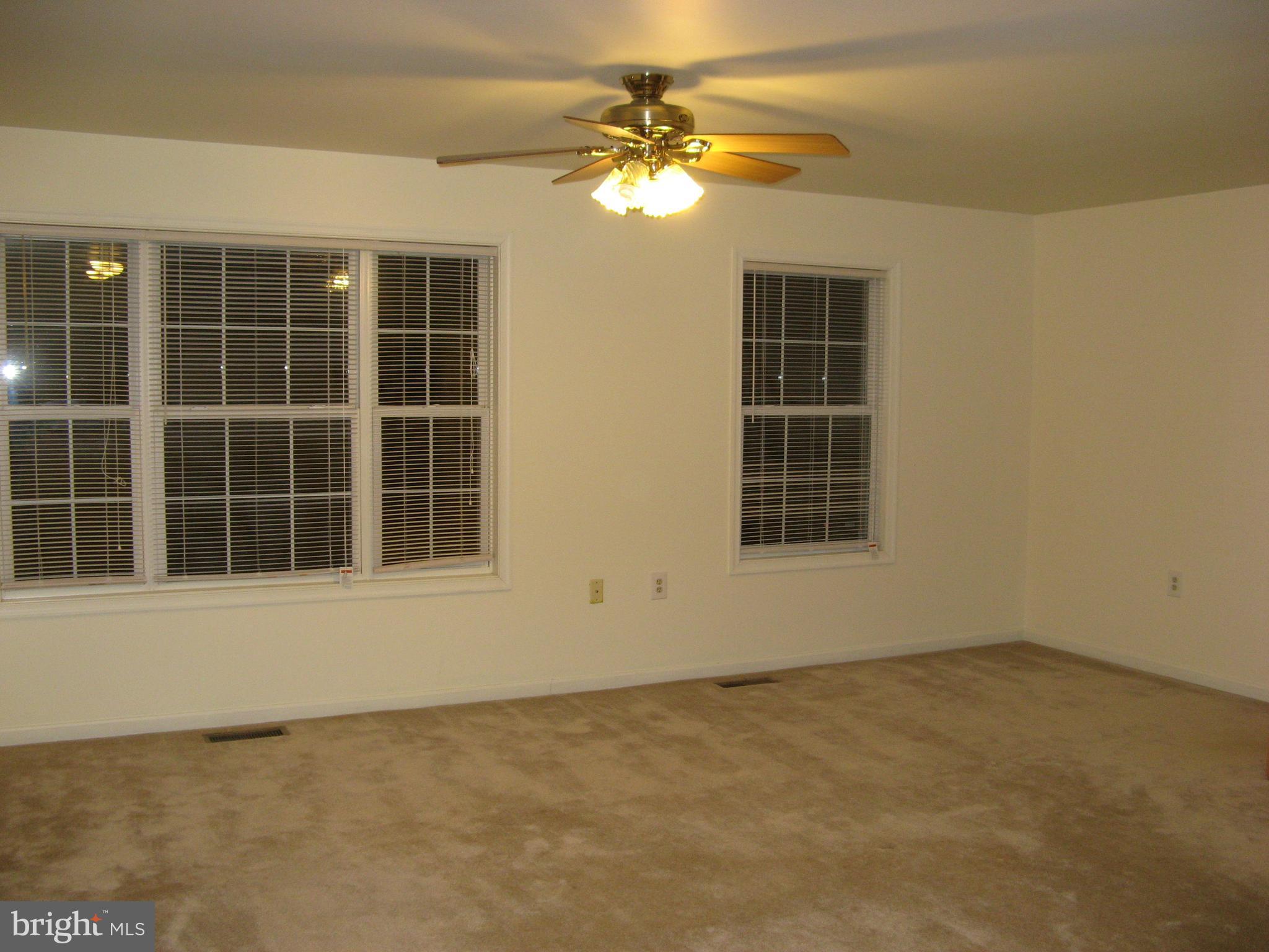 FOXRIDGE - Residential Lease