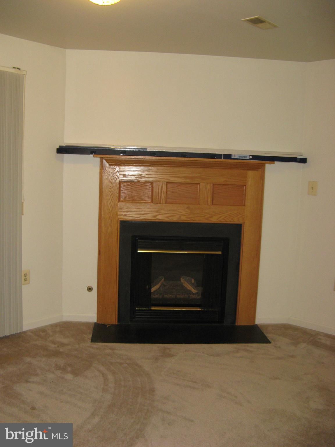 FOXRIDGE - Residential Lease