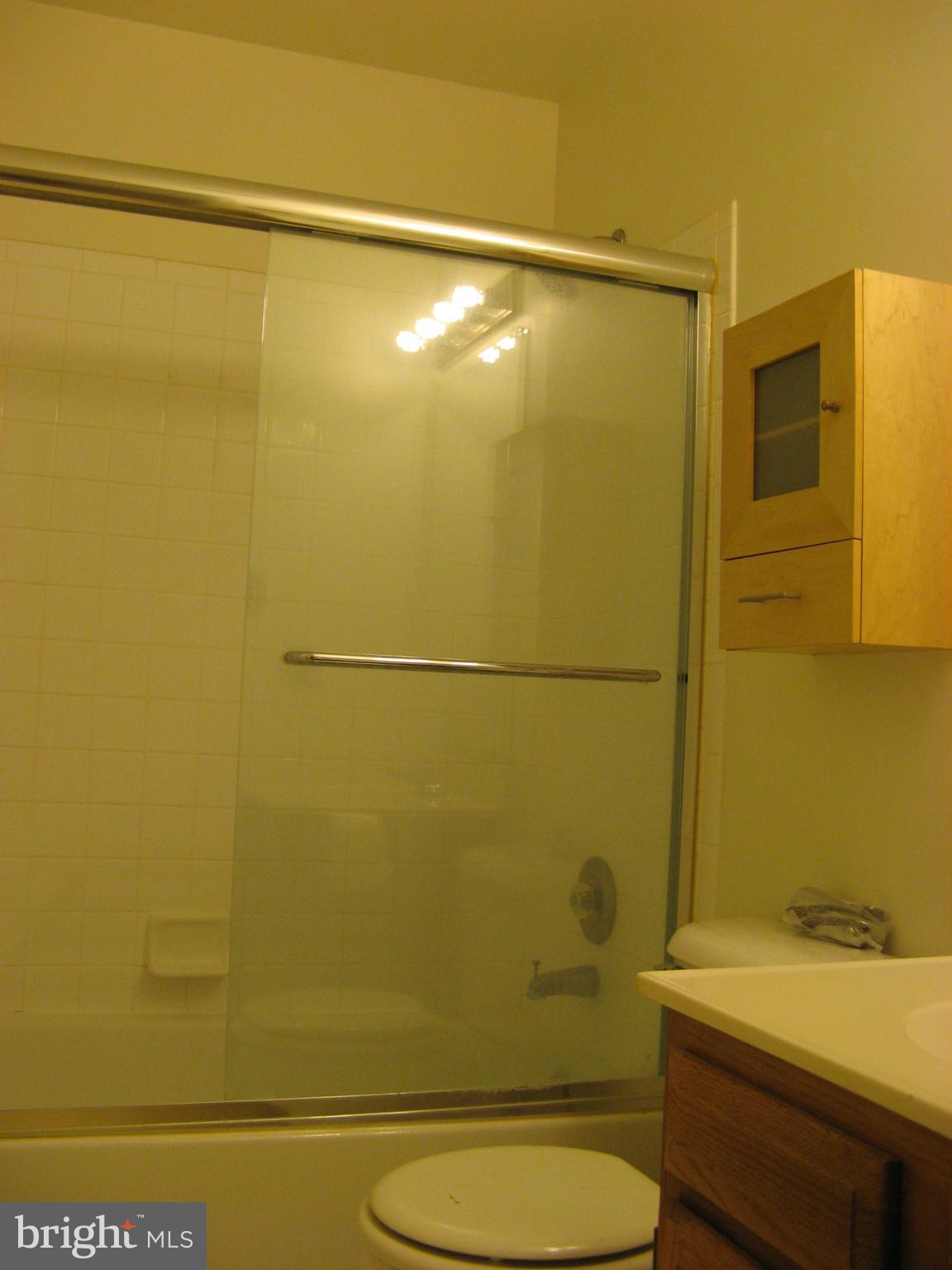 FOXRIDGE - Residential Lease