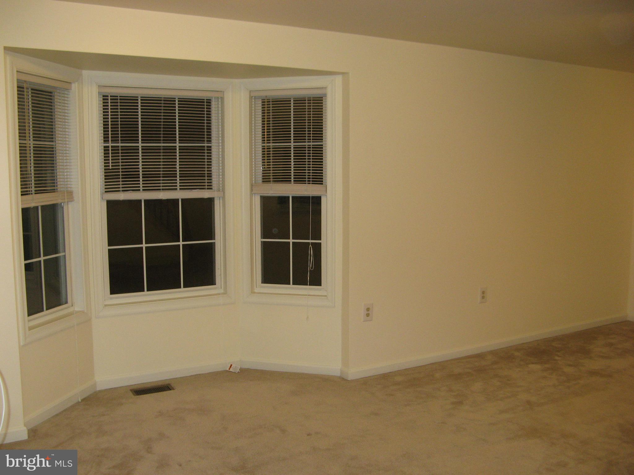 FOXRIDGE - Residential Lease