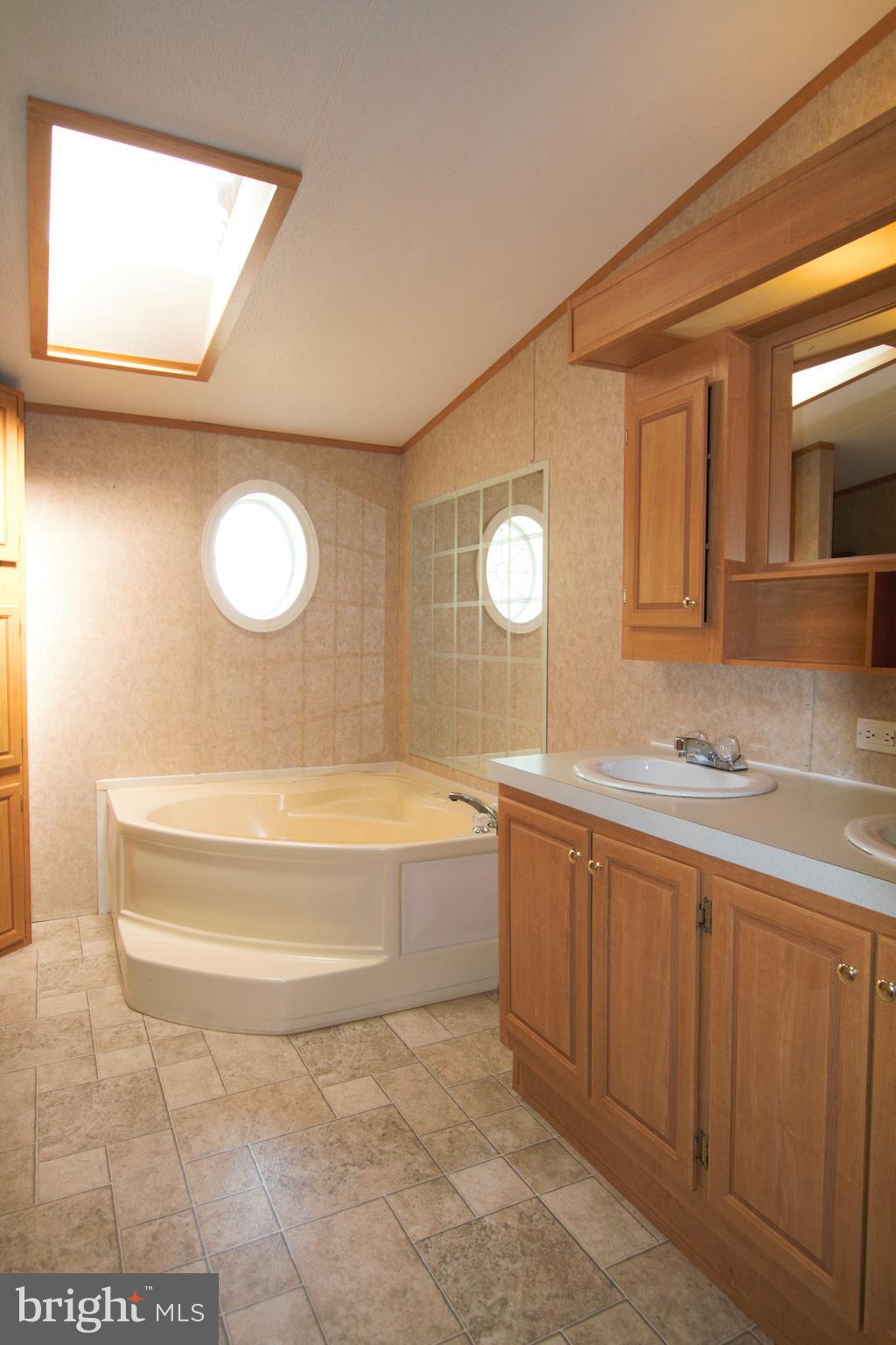 DEEP RUN PARK - Residential