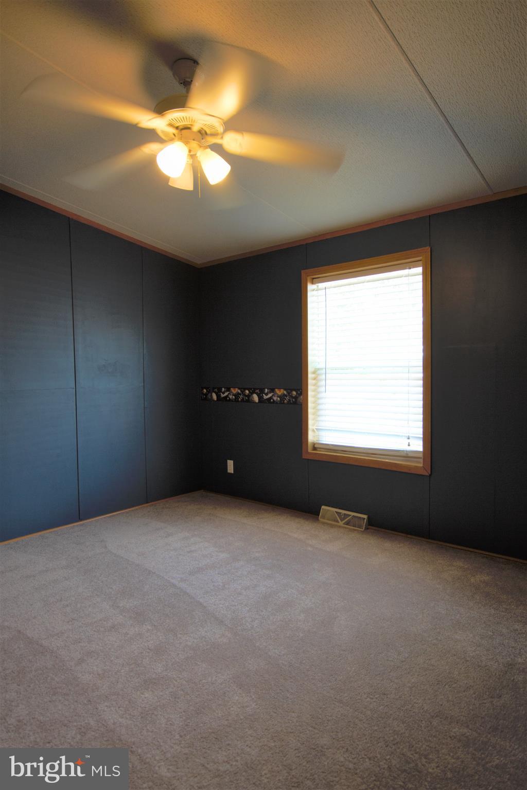 DEEP RUN PARK - Residential