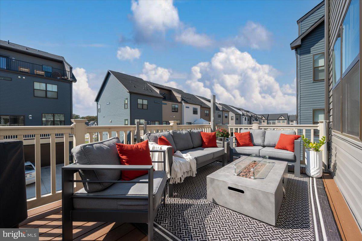 TANYARD SHORES - Residential