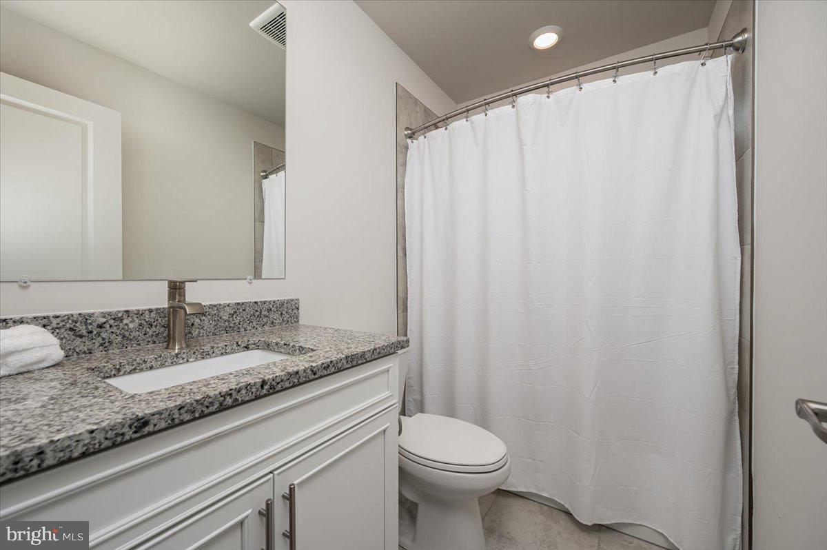 TANYARD SHORES - Residential