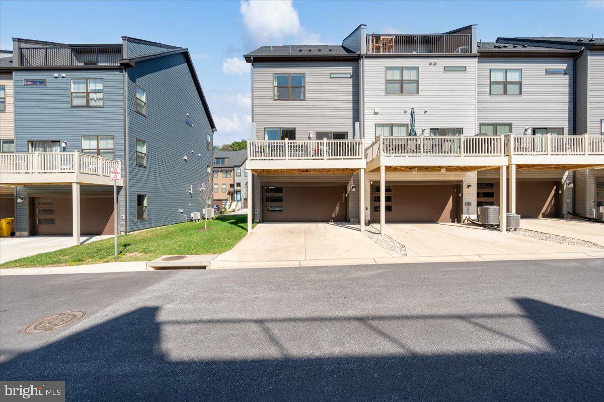 TANYARD SHORES - Residential