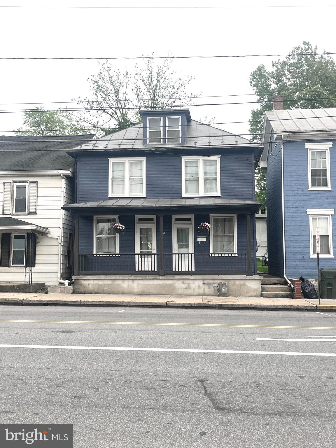 402 E KING STREET