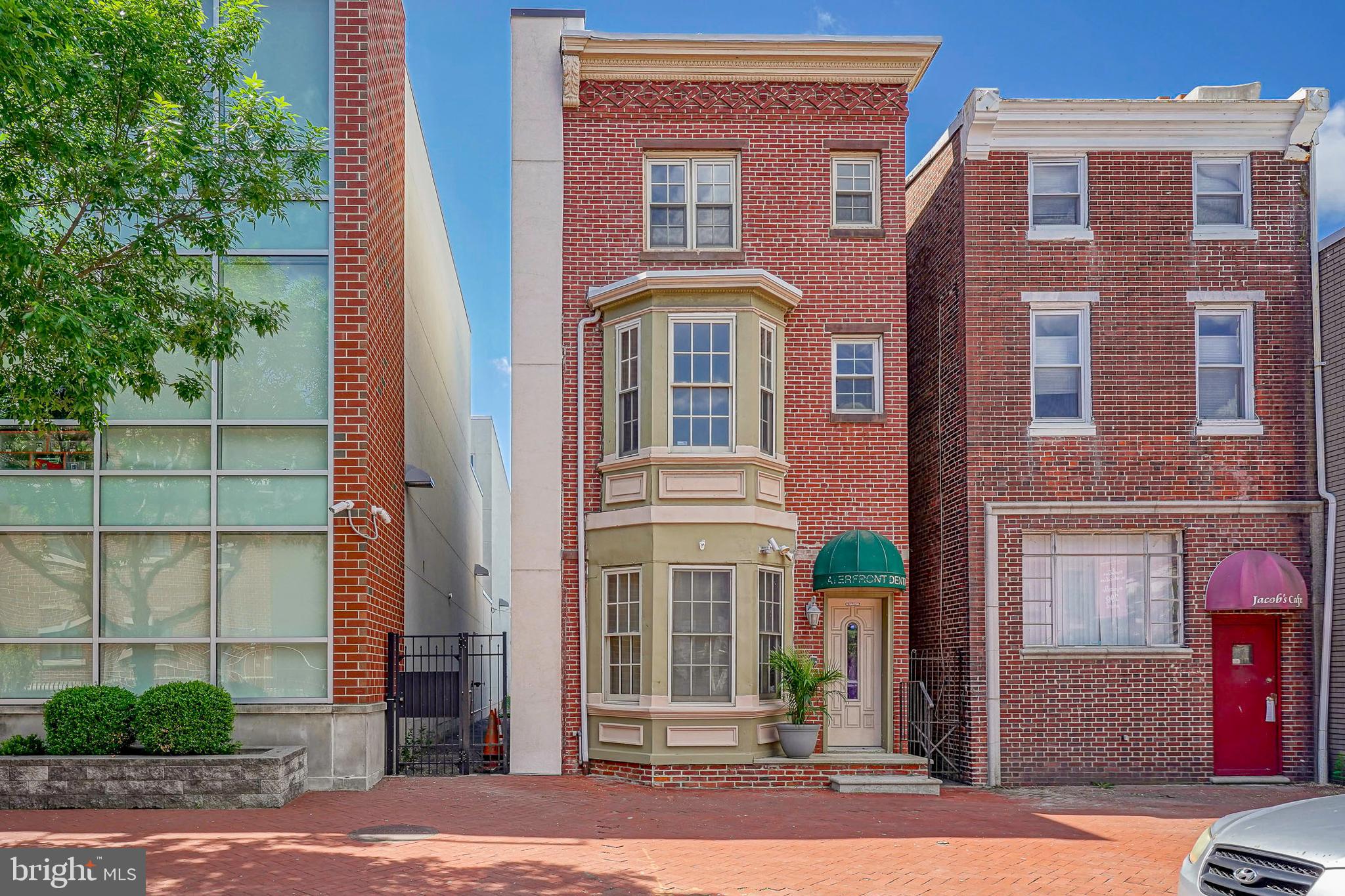 526 COOPER STREET