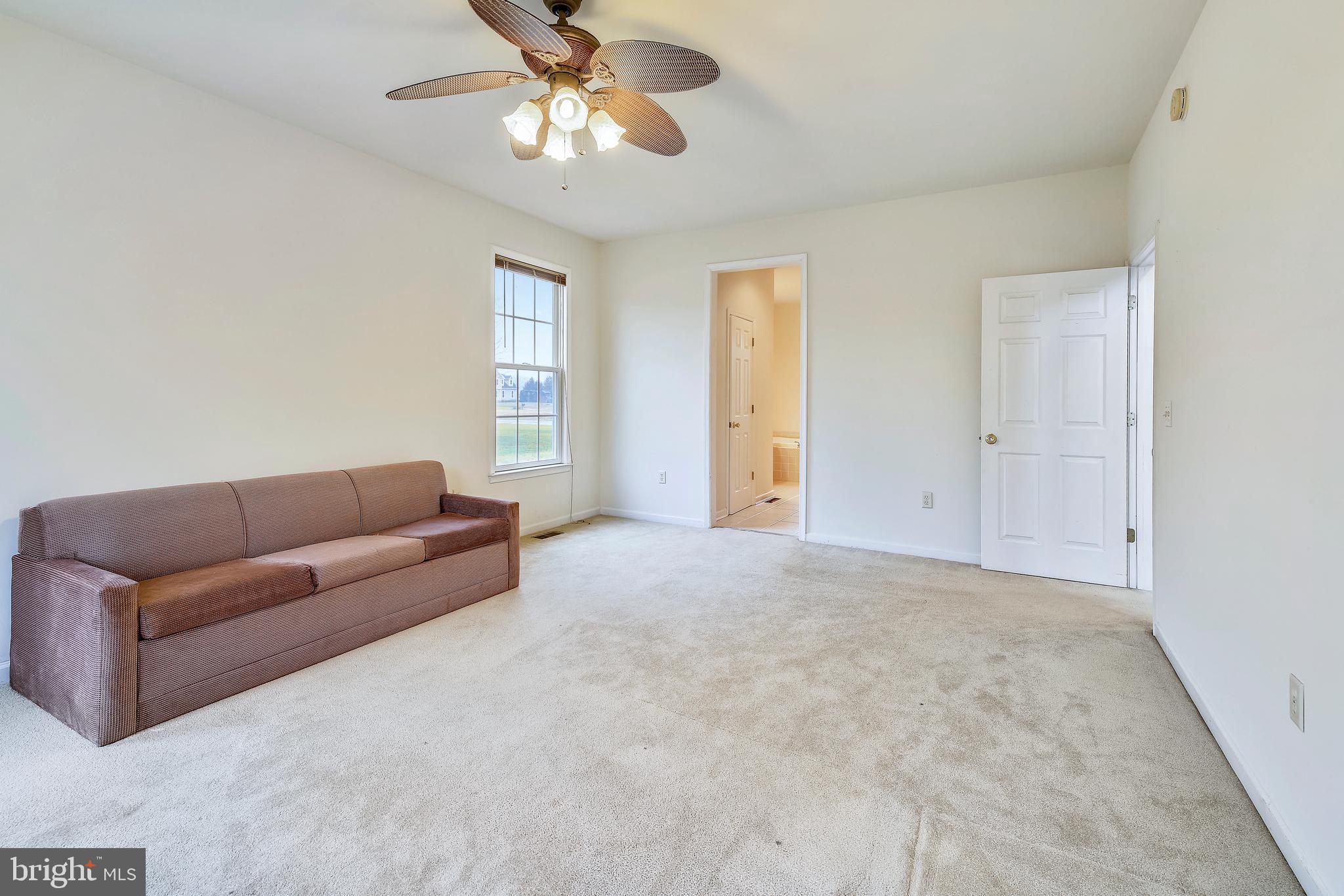 FAIRWAY MANOR - Residential