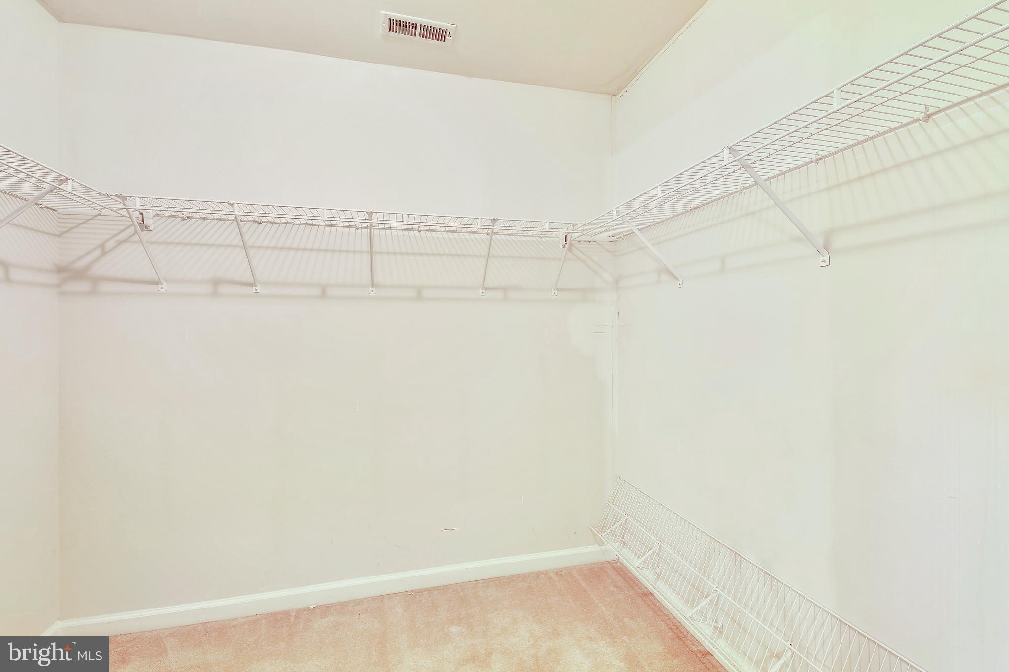 FAIRWAY MANOR - Residential