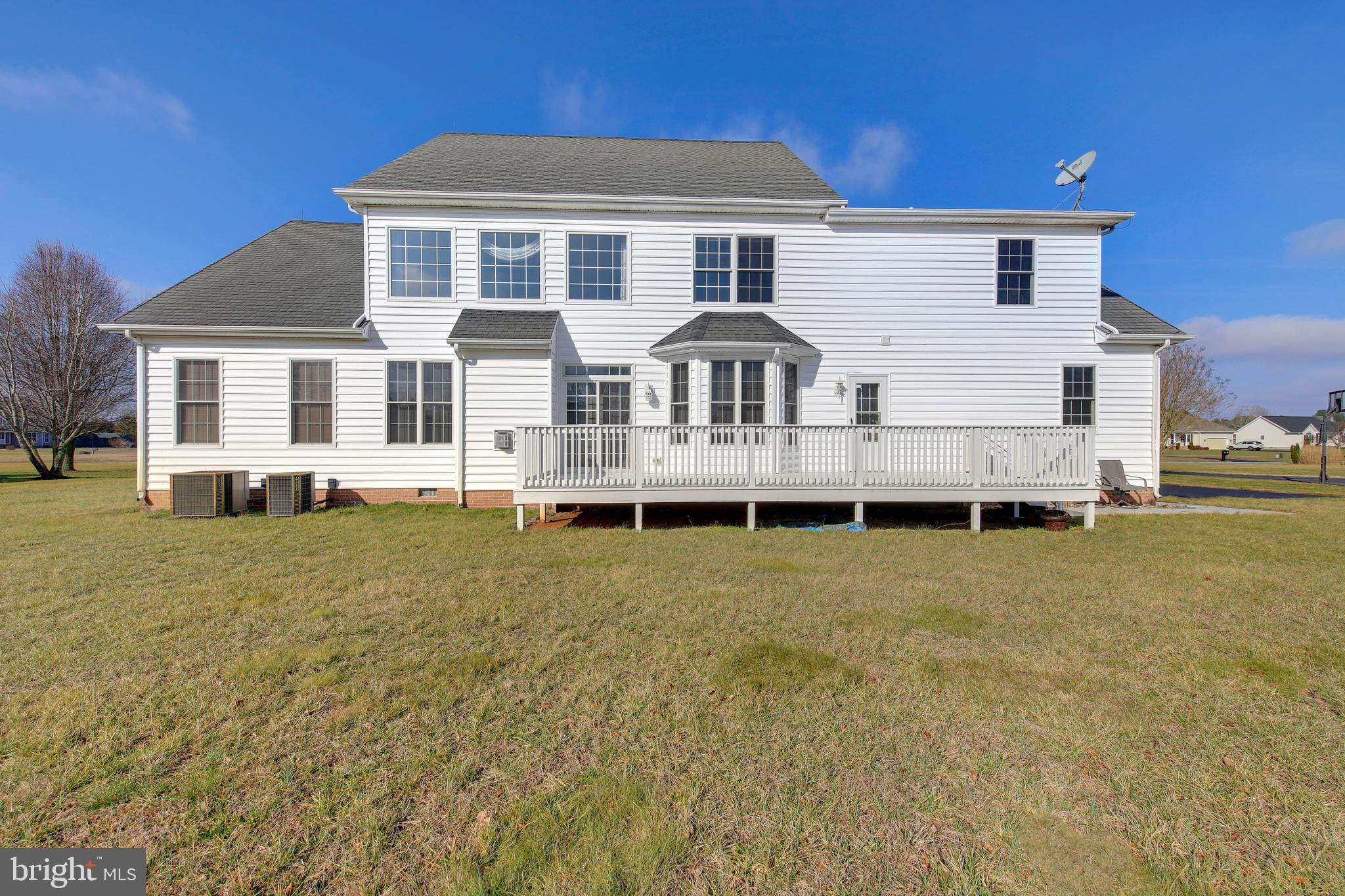 FAIRWAY MANOR - Residential