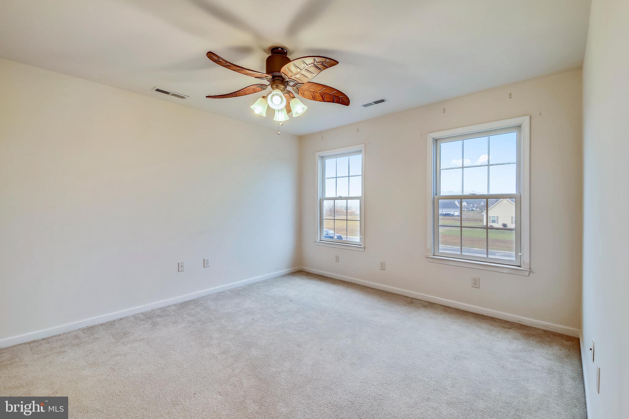 FAIRWAY MANOR - Residential