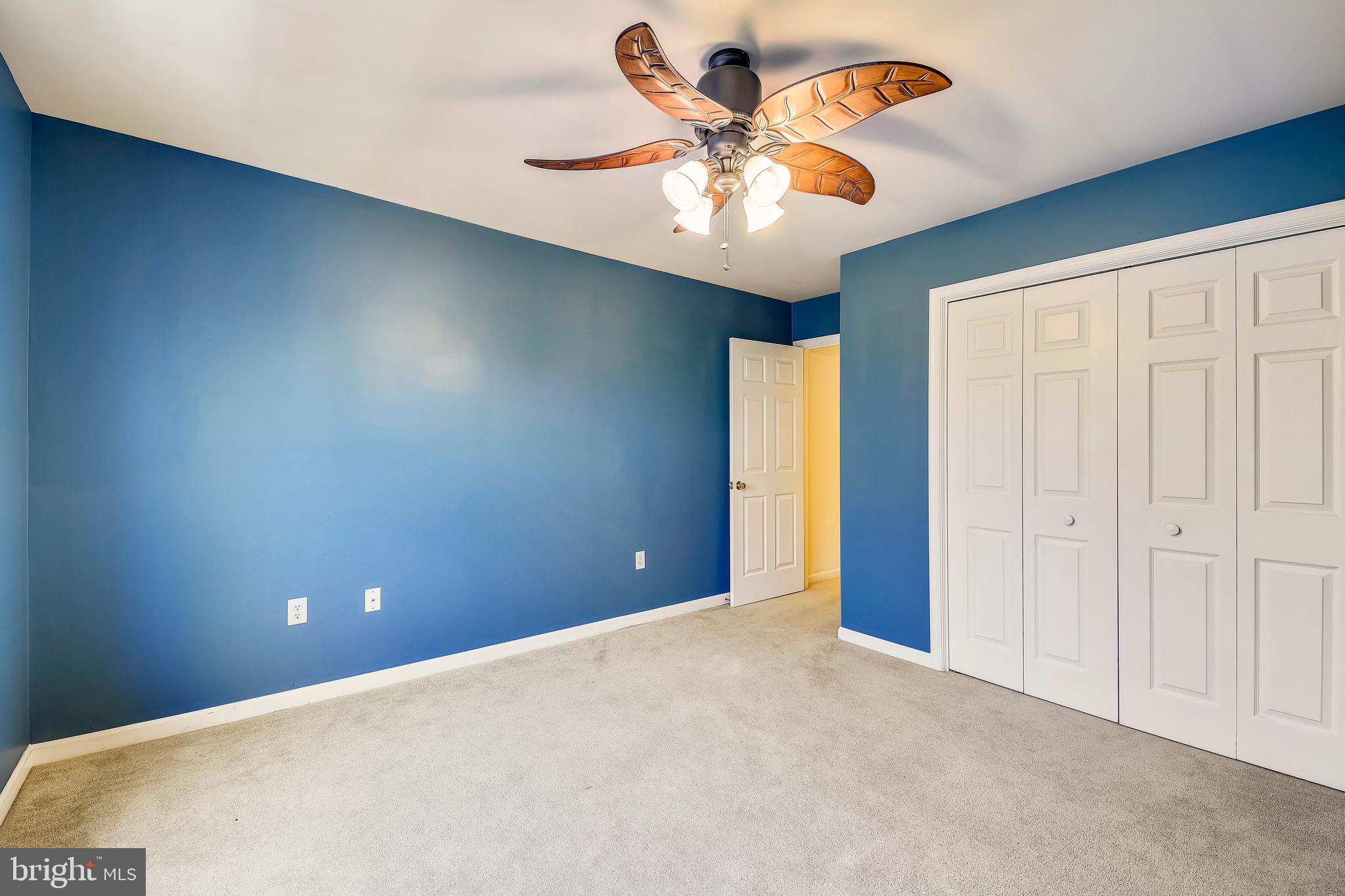 FAIRWAY MANOR - Residential