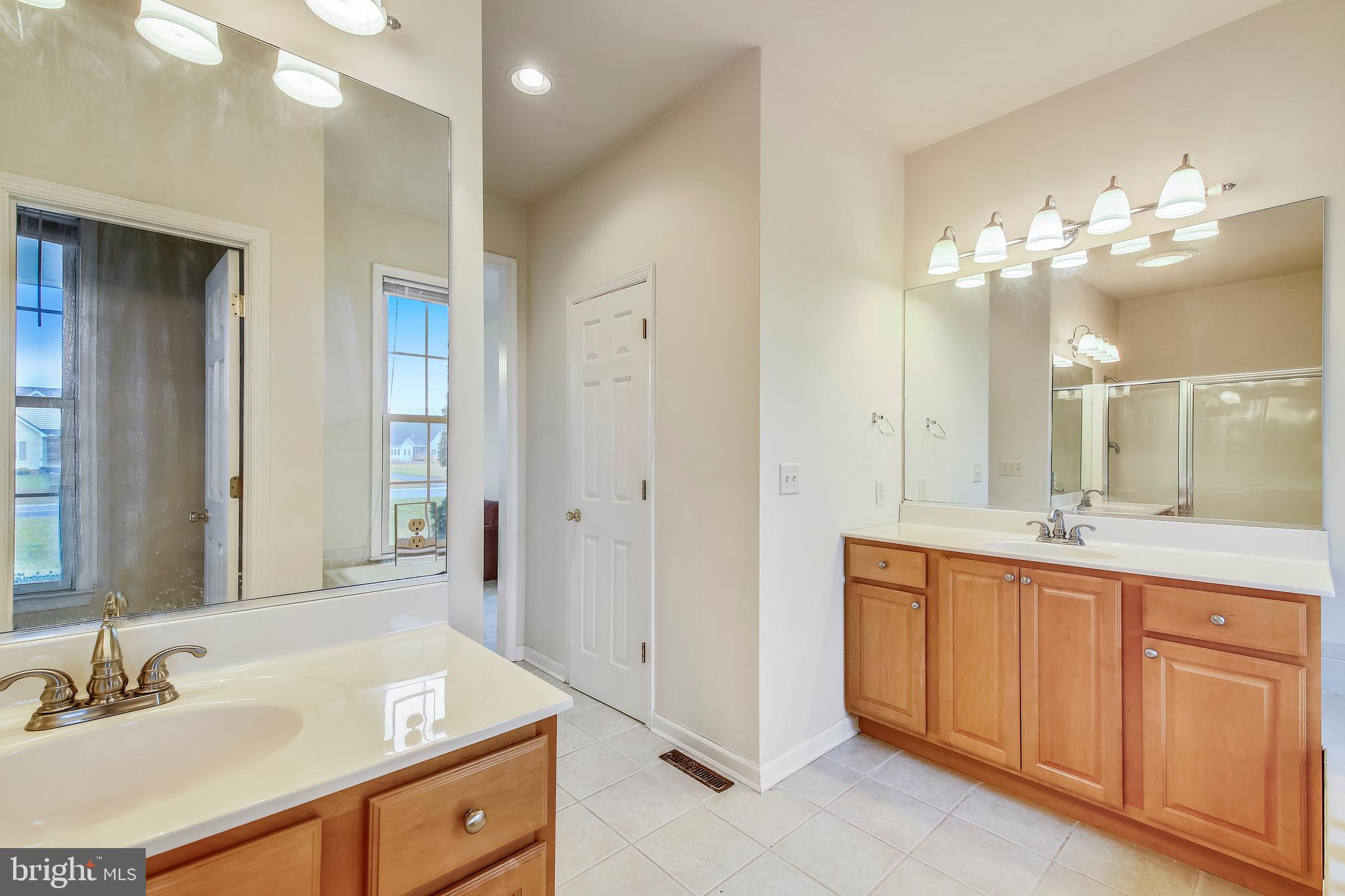 FAIRWAY MANOR - Residential