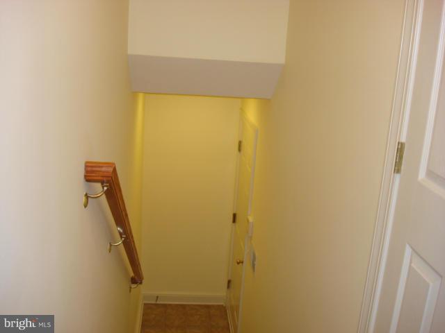 RESERVE AT TYSONS CORNER - Residential Lease