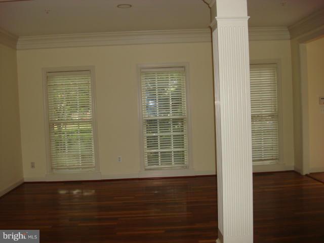 RESERVE AT TYSONS CORNER - Residential Lease