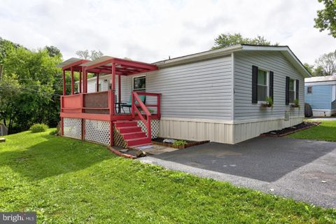 Photo of 670 HEMPFIELD HILL RD #12, COLUMBIA, PA 17512 (MLS # PALA2026326)