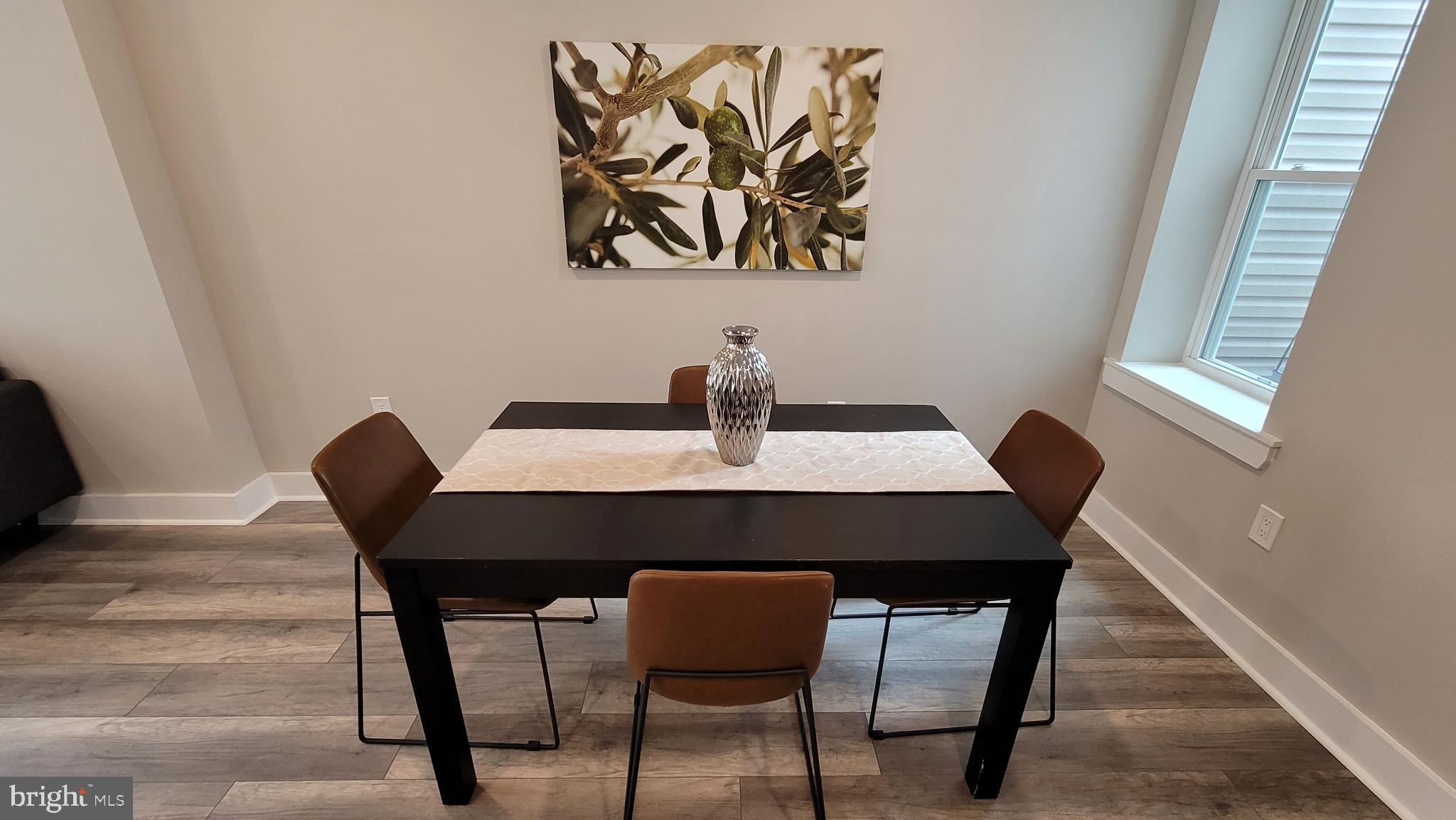 POINT BREEZE - Residential