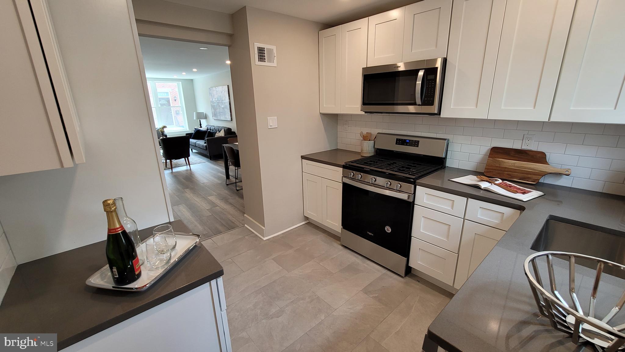 POINT BREEZE - Residential