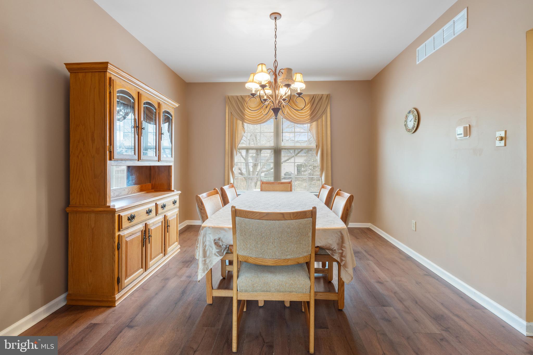 FROST HOLLOW KNOLLS - Residential