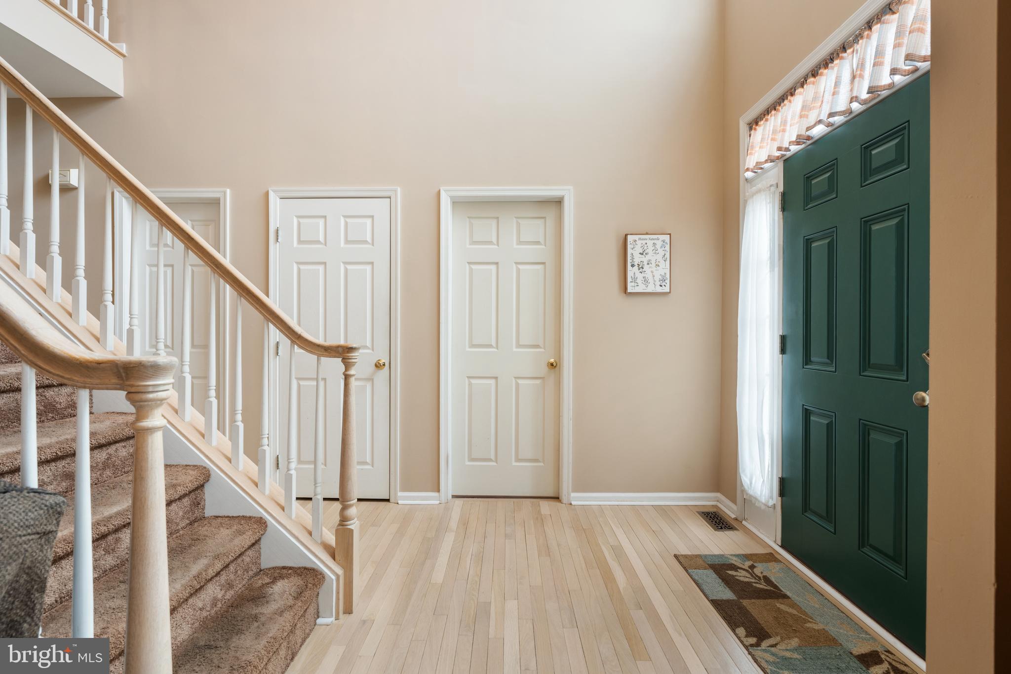 FROST HOLLOW KNOLLS - Residential