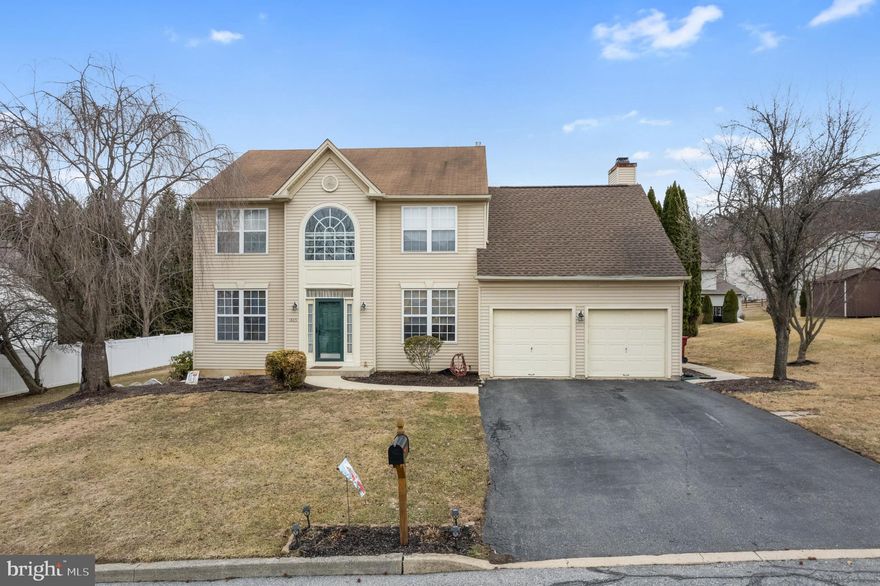 Welcome home to this 4-bedroom, 2.5-bath Colonial in the heart of Forks Township! From the moment you step into the two-story foyer, natural light floods the space, creating a warm and inviting atmosphere. Enjoy the seamless flow of the first floor and the open-concept layout of the kitchen and family room. The spacious family room features a vaulted ceiling, skylights, and a cozy fireplace, perfect for relaxing nights in. A first-floor office offers the ideal space for working from home. The center island kitchen is a chef’s dream, complete with an eat-in area, breakfast nook, and plenty of counter space. Upstairs, the large primary suite boasts dual closets and a spa-like en-suite bath with a soaking tub. The finished lower-level rec room provides additional living space for a playroom, media room, or home gym. Step outside to the expansive deck, where you can enjoy your morning coffee while overlooking the peaceful backyard. The two-car garage completes this incredible home. Conveniently located near parks, schools, shopping, and major highways, this home offers the perfect blend of comfort and convenience.