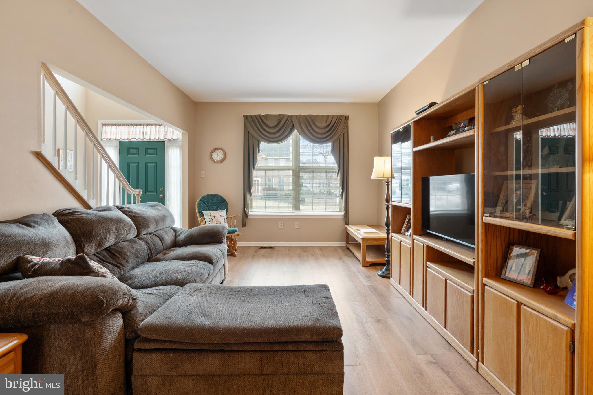 FROST HOLLOW KNOLLS - Residential