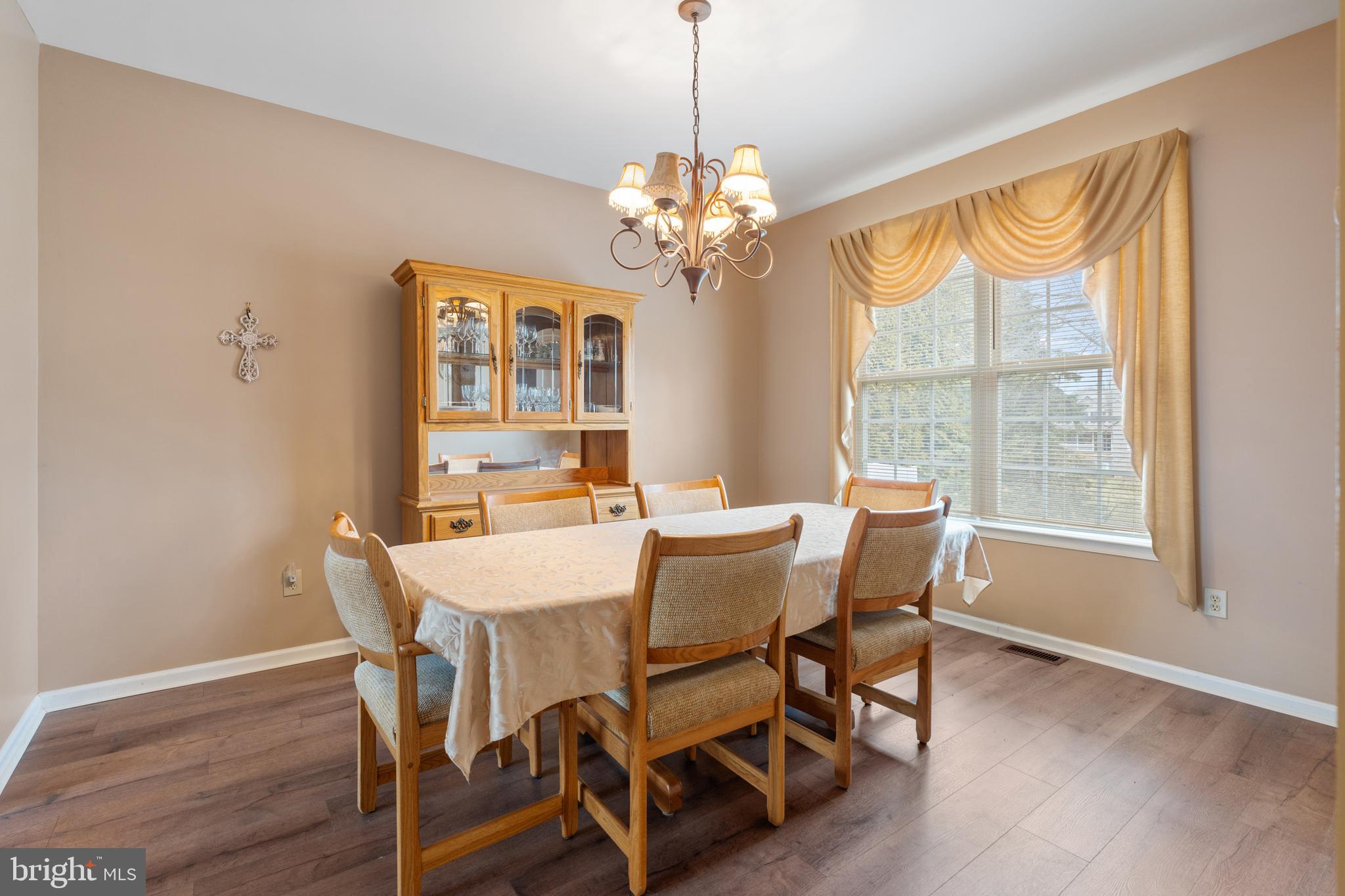 FROST HOLLOW KNOLLS - Residential