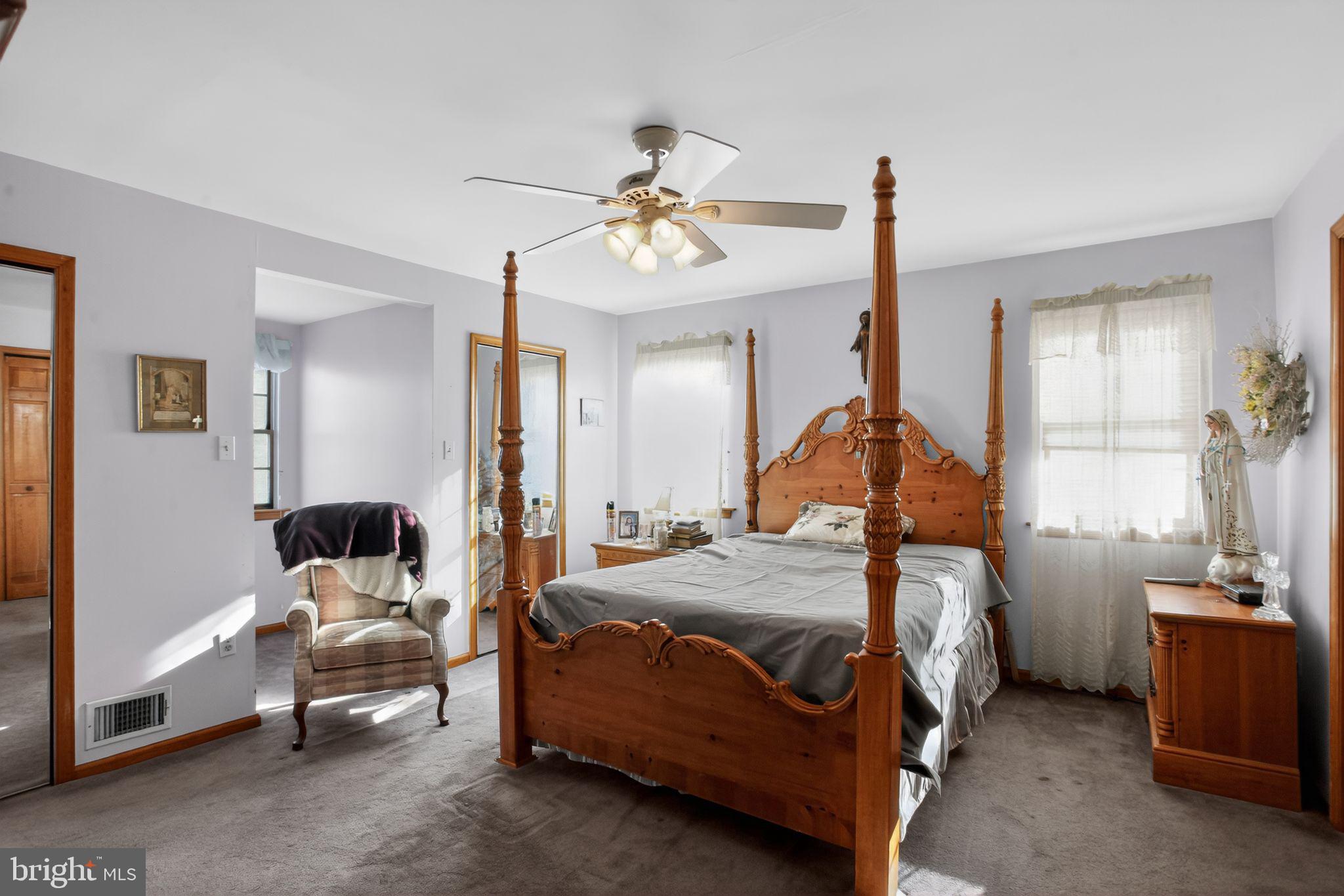 HOLMESBURG - Residential