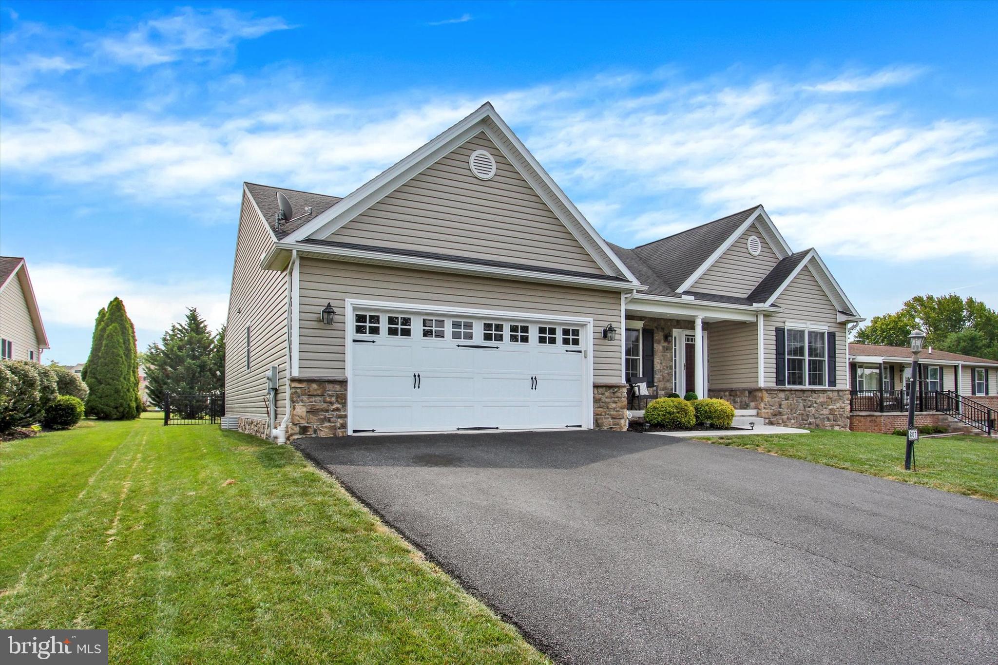 607 HERITAGE DRIVE