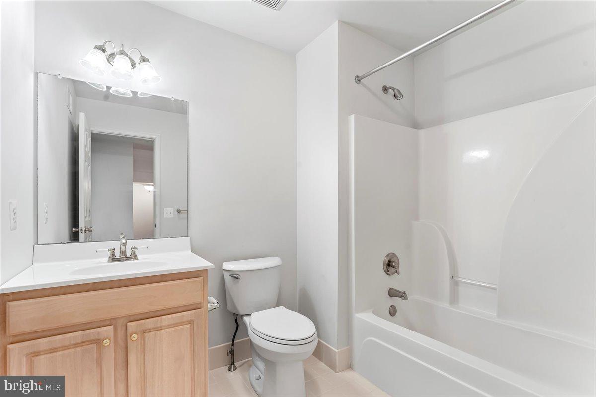 WILLOW MANOR - Residential