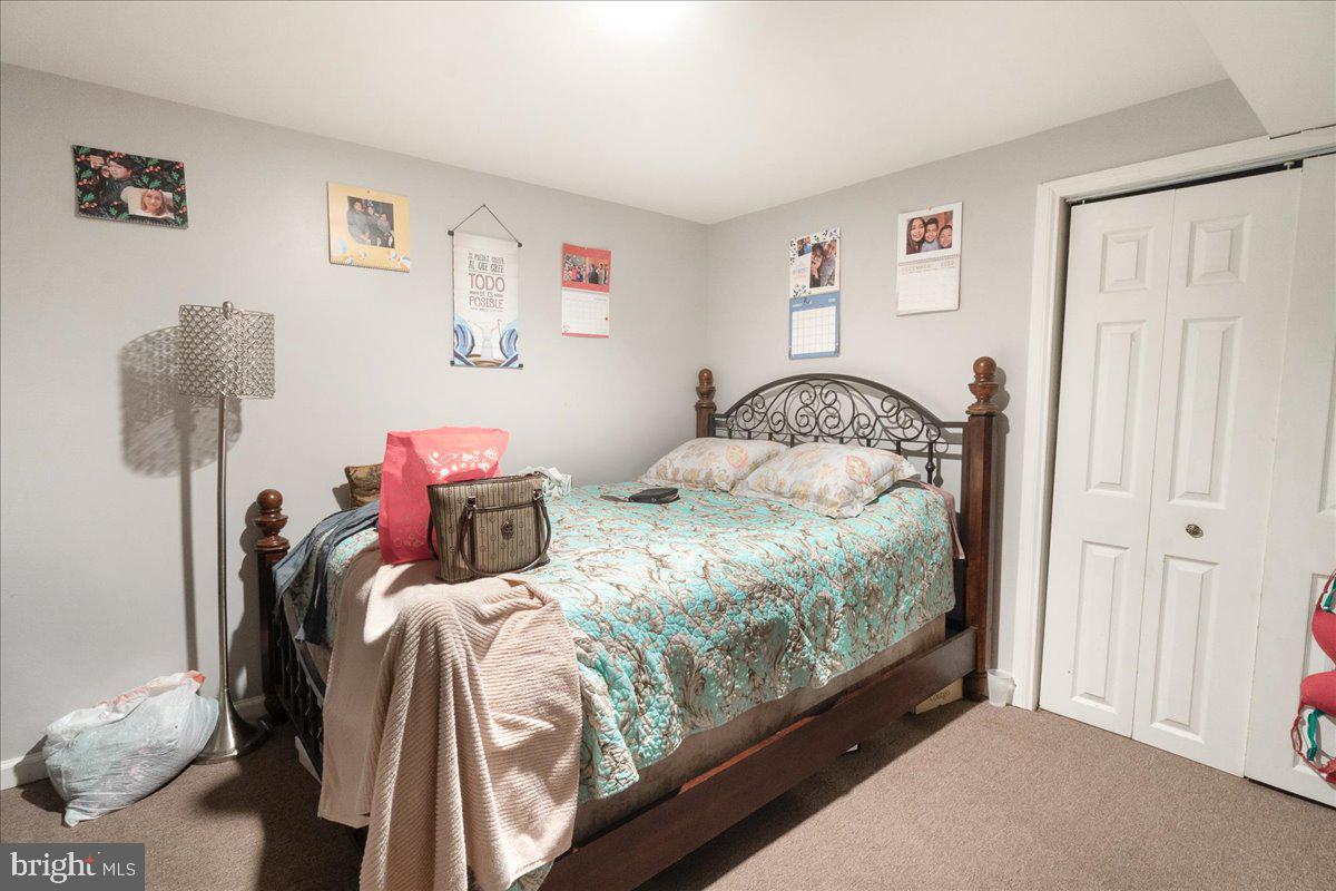 SUBURBIA - Residential