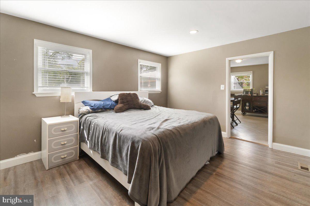 SUBURBIA - Residential