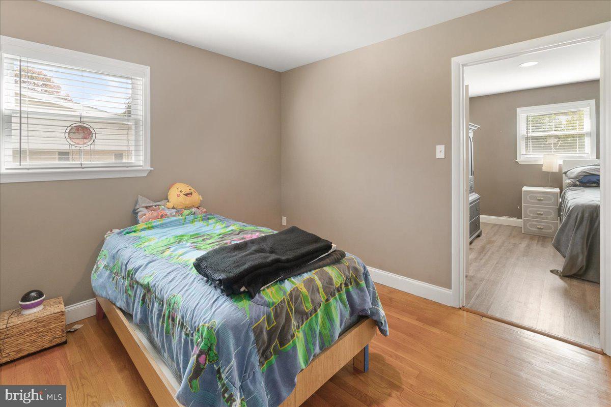 SUBURBIA - Residential