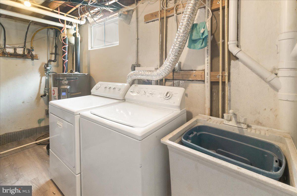 SUBURBIA - Residential