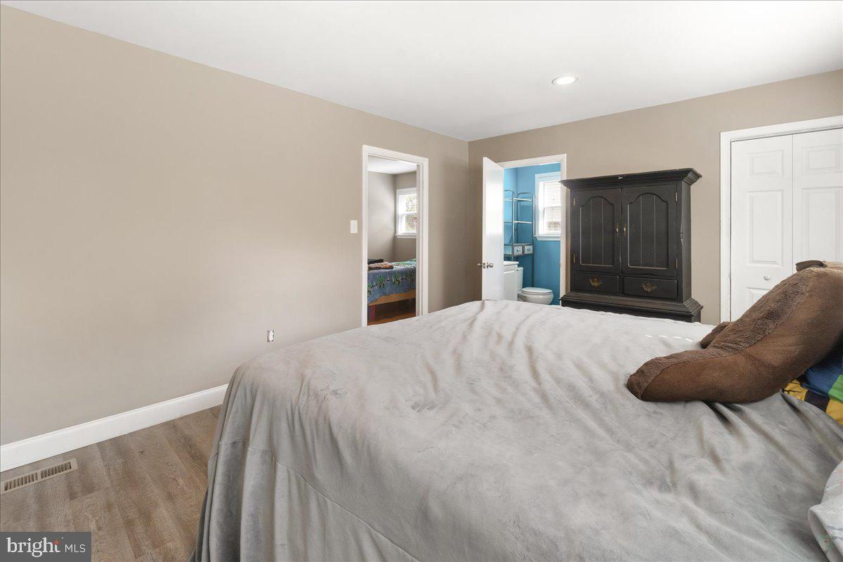 SUBURBIA - Residential