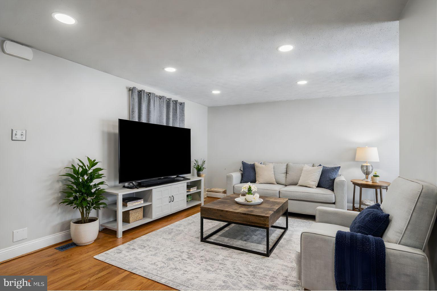 STONEGATE FARMS - Residential