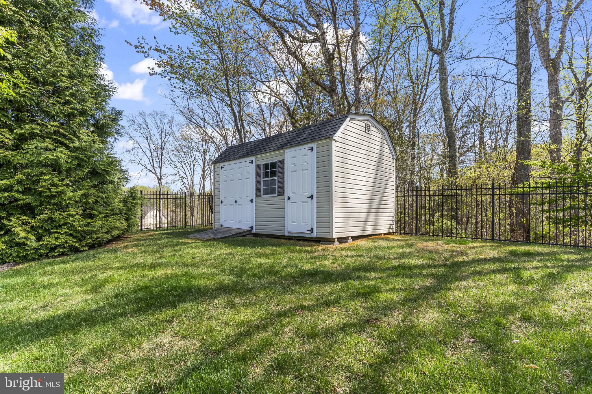 FARMS AT HUNTING CREEK - Residential